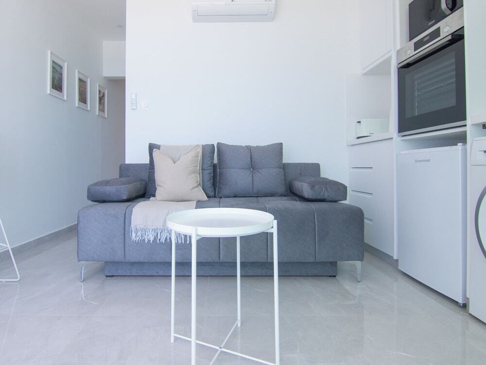 Phaedrus Living Marina Sea View 214 Gold — фото 4