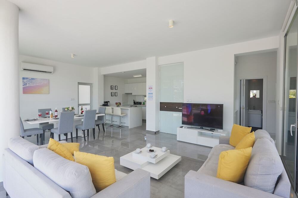 Протарас: Protaras Olivine Villa Ol01