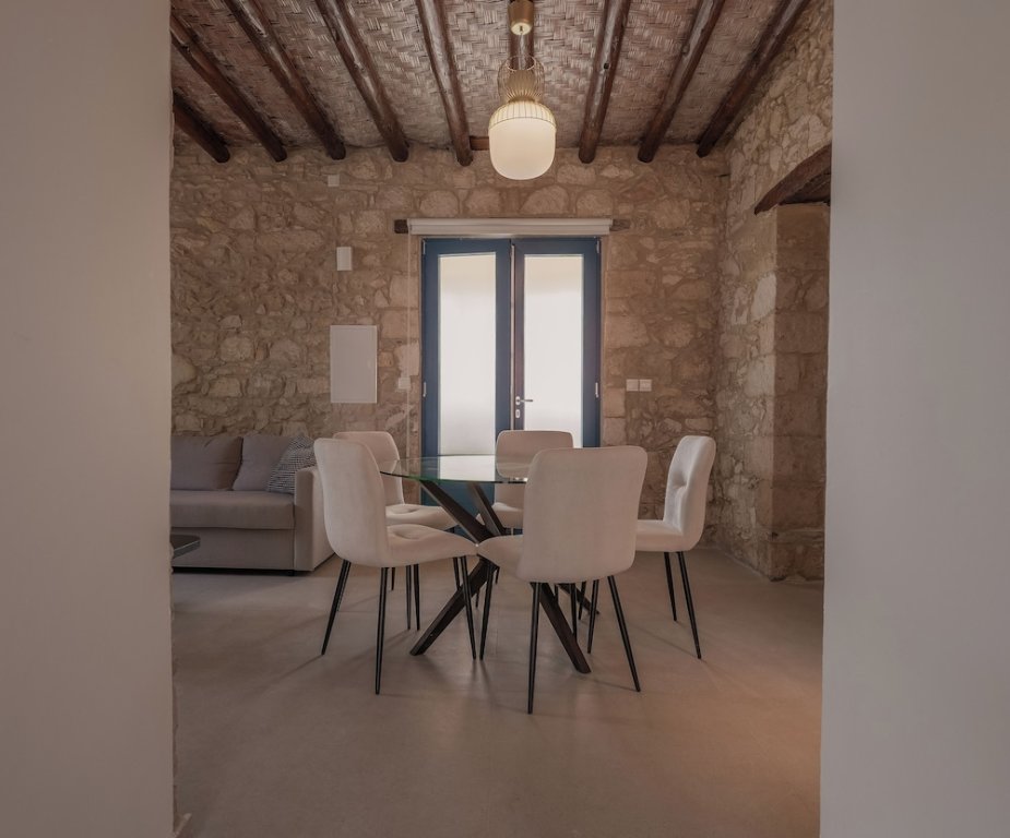 Phaedrus Living Peristerona Traditional House — фото 4