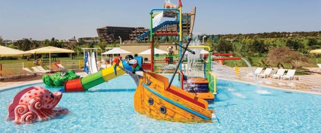 Бафра: Nuhun Gemisi Deluxe Spahotel