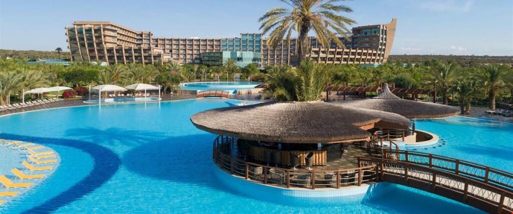 Бафра: Nuhun Gemisi Deluxe Spahotel