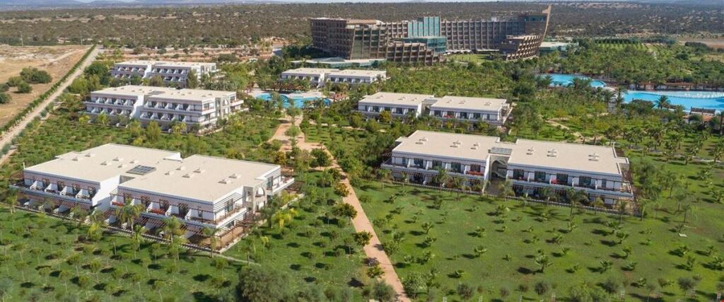 Бафра: Nuhun Gemisi Deluxe Spahotel