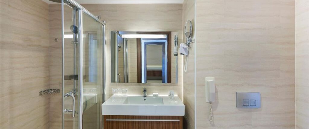 Бафра: Nuhun Gemisi Deluxe Spahotel