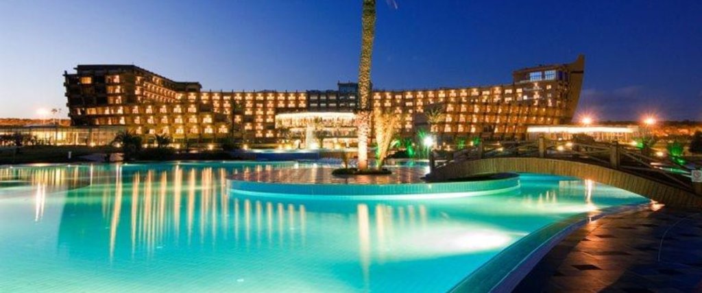 Бафра: Nuhun Gemisi Deluxe Spahotel