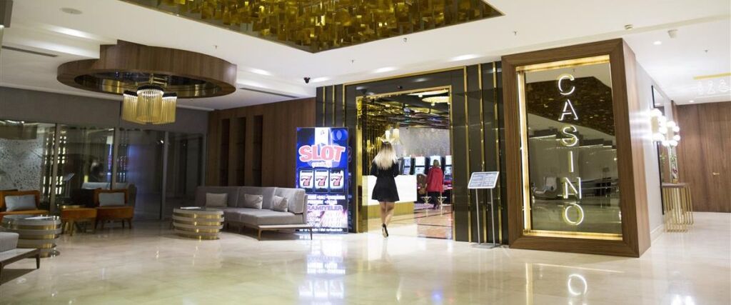 Клепини: Malpas Casino