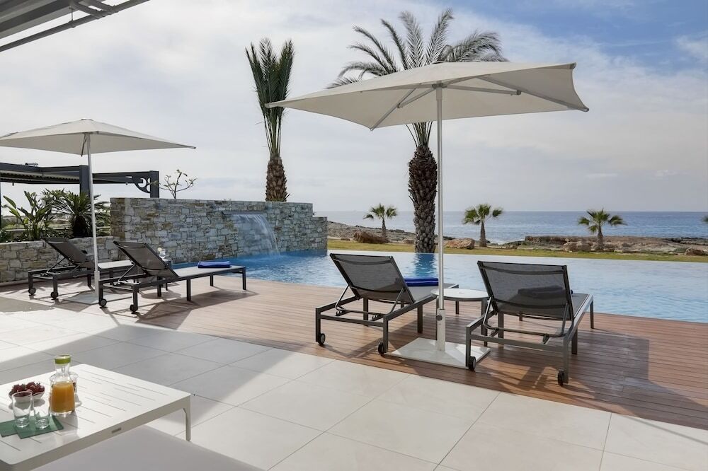 Айя-Напа: Elegance Beachfront Villa