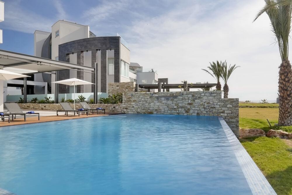 Айя-Напа: Elegance Beachfront Villa