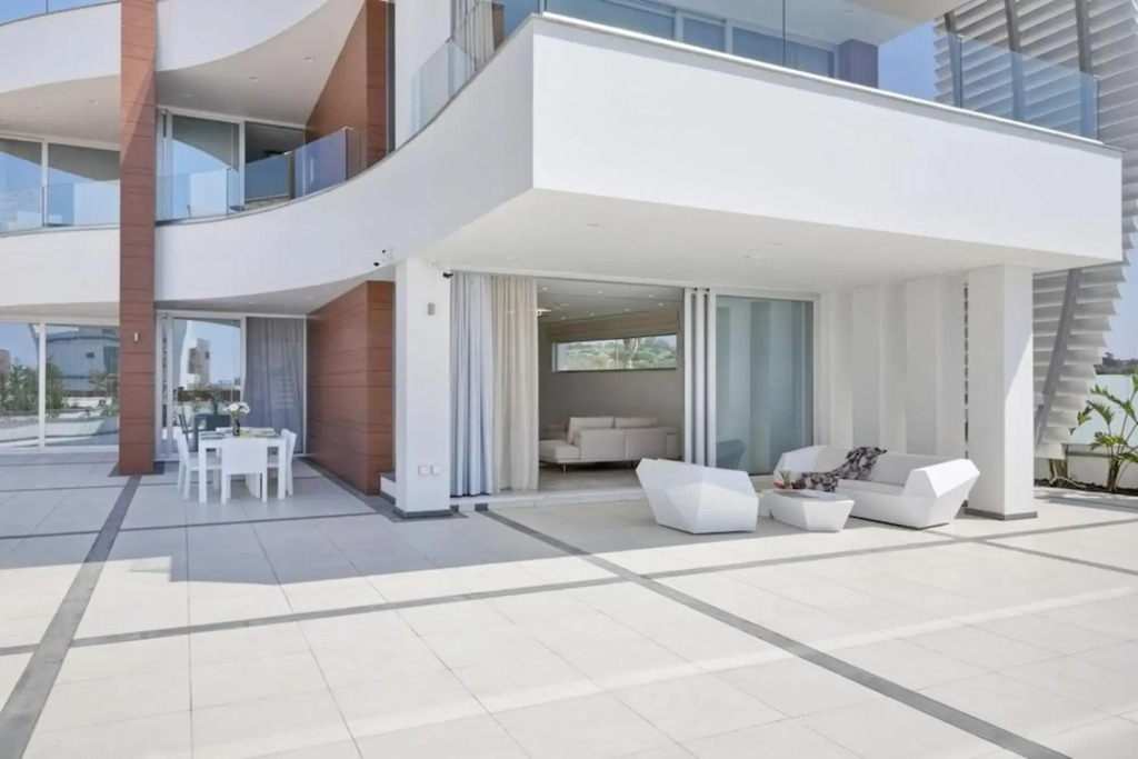 Айя-Напа: Glory Beachfront Villa