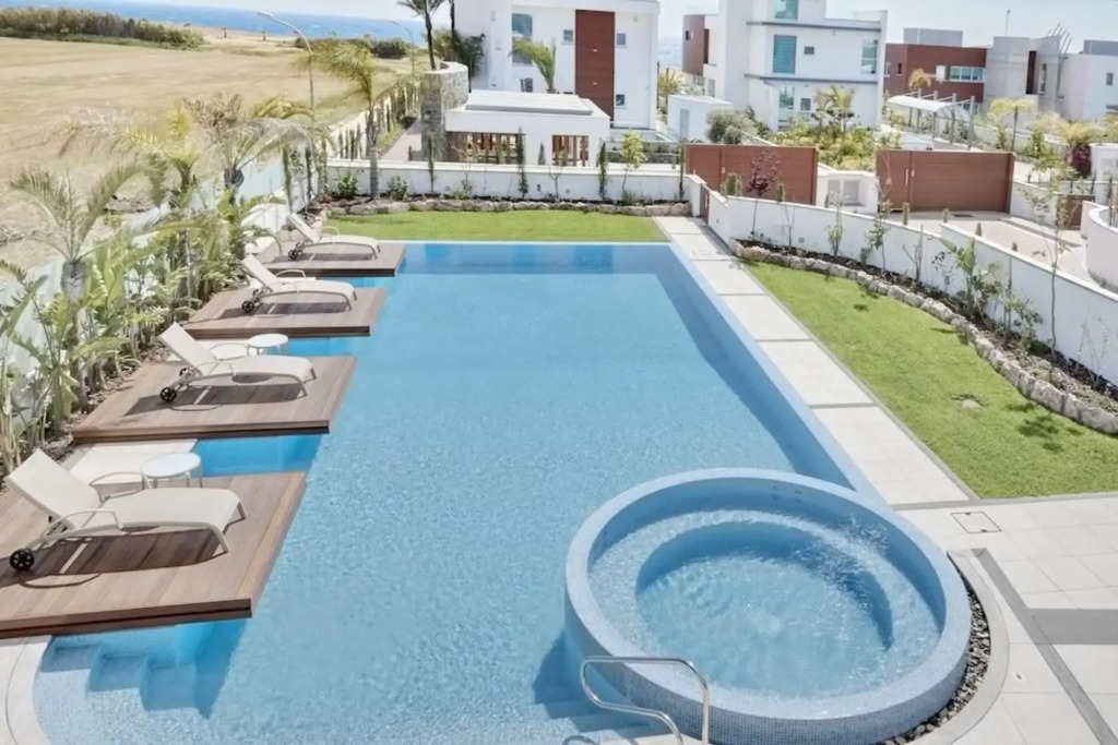 Айя-Напа: Glory Beachfront Villa