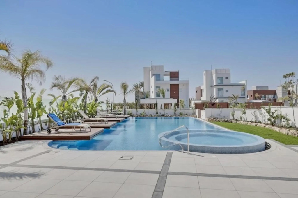 Айя-Напа: Glory Beachfront Villa