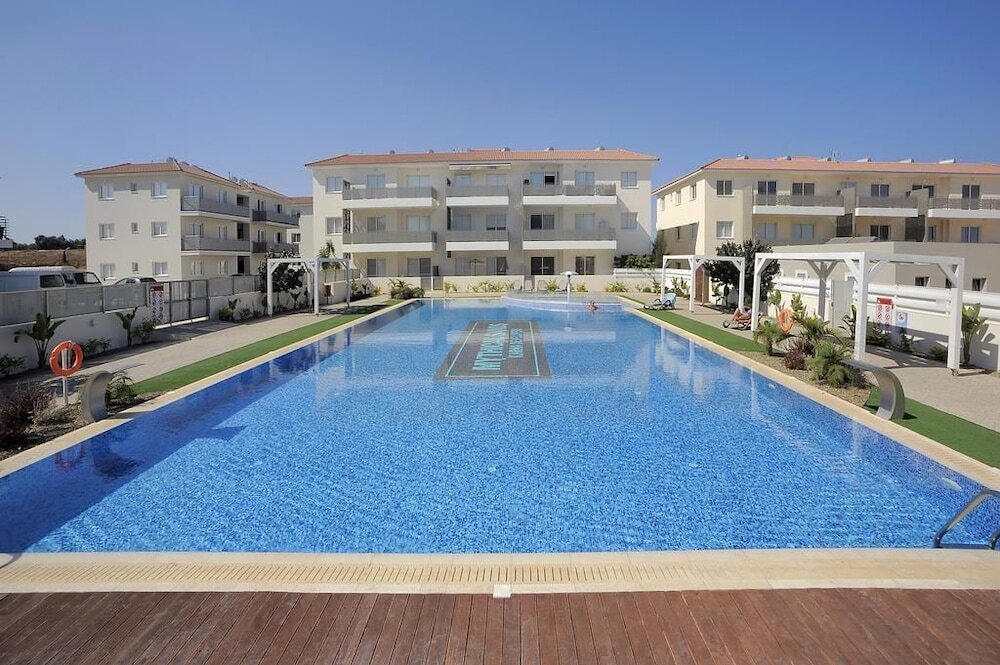 Паралимни: Mythical Sands Resort