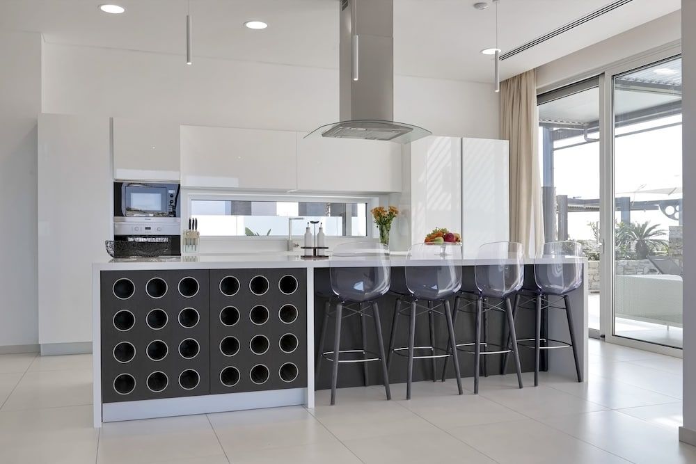 Айя-Напа: Elegance Beachfront Elite Villa