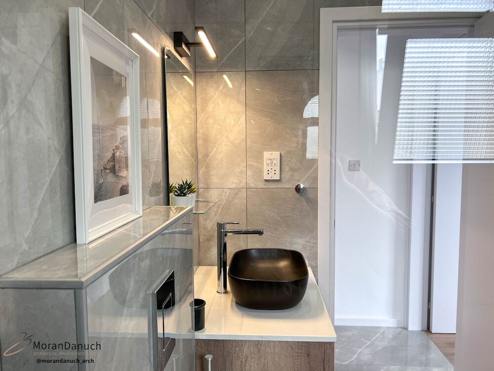 Пафос: Procy 103 Sea View Apartment Ideal for Long or Short Stays