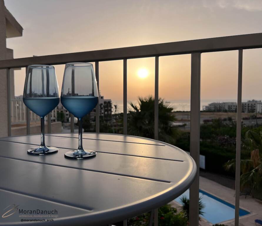 Пафос: Procy 103 Sea View Apartment Ideal for Long or Short Stays