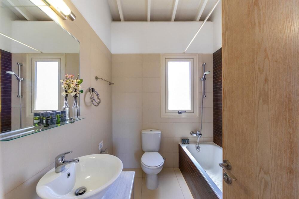 Протарас: Protaras Artisan Seafront Villa 6