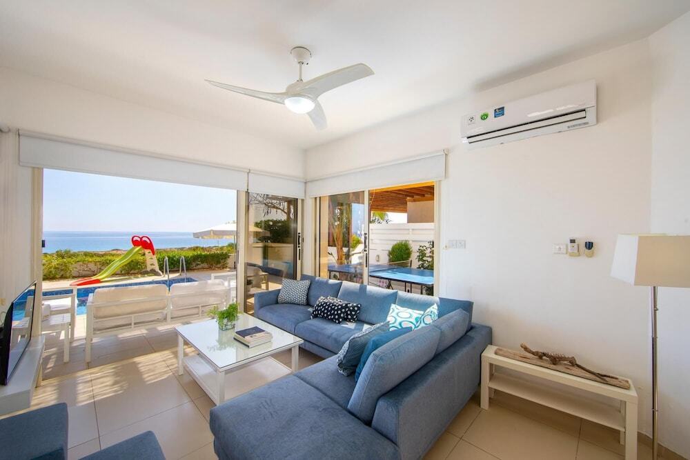 Протарас: Protaras Artisan Seafront Villa 6