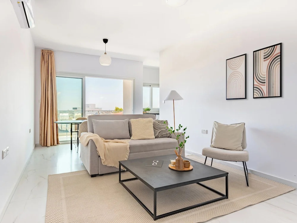 Лимассол: Sanders Cruise - Brand New 1-bdr Apt With Balcony