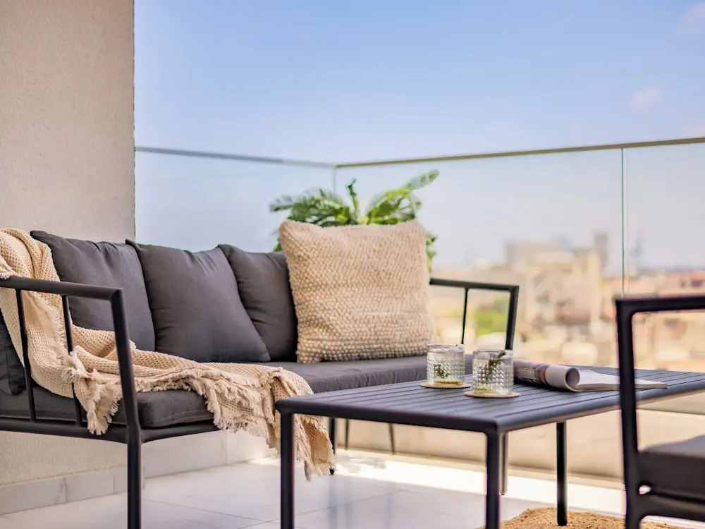 Лимассол: Sanders Cruise - Lovely 1-bdr Apt With Balcony