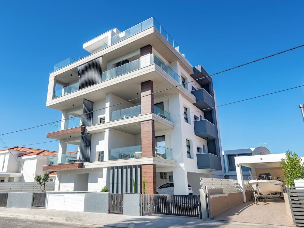 Лимассол: Sanders Evolution 2 Lovely 2 Bedroom Apartment With Balcony