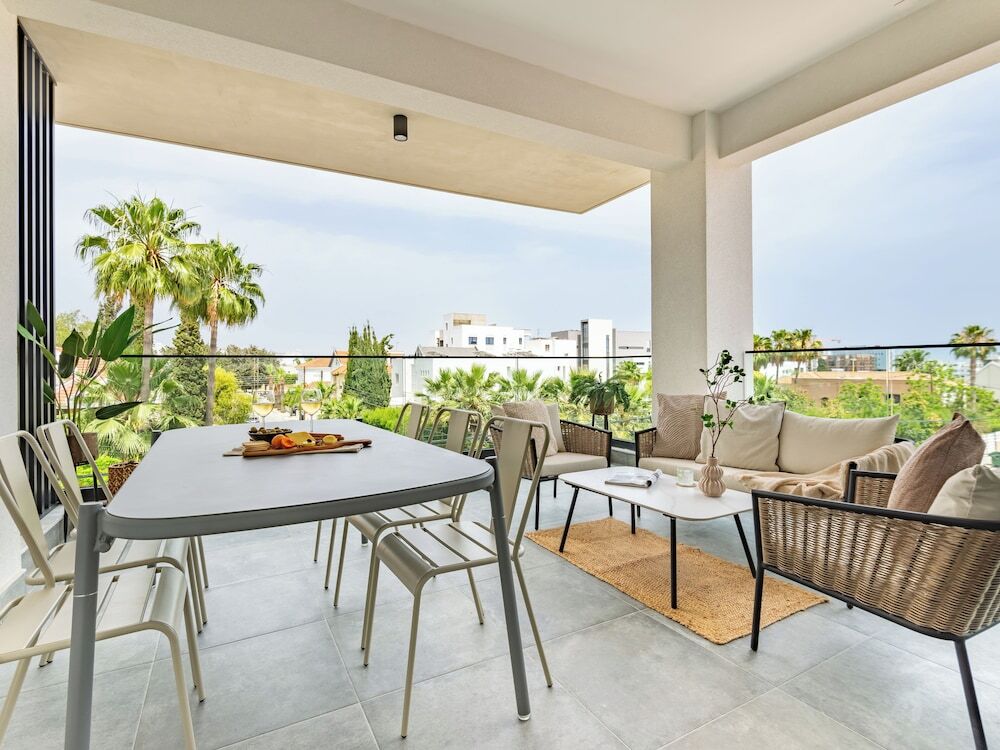 Лимассол: Sanders Evolution 2 Lovely 2 Bedroom Apartment With Balcony
