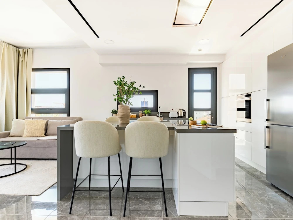 Лимассол: Sanders Evolution 2 - 2 Bedroom Apartment With Private Rooftop