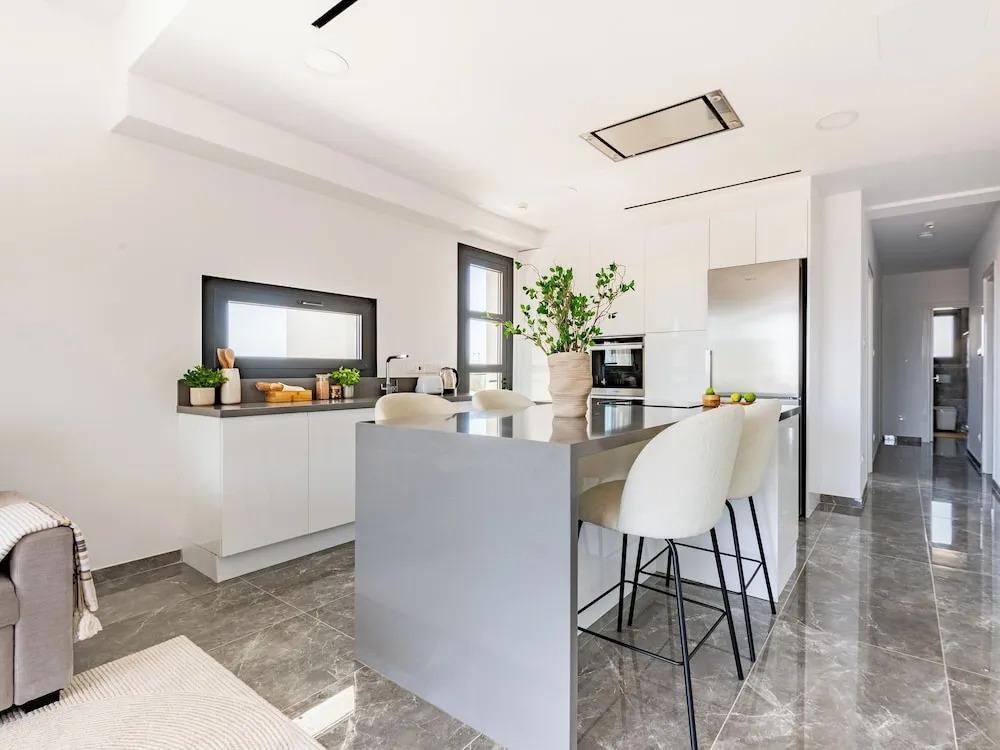 Лимассол: Sanders Evolution 2 - 2 Bedroom Apartment With Private Rooftop
