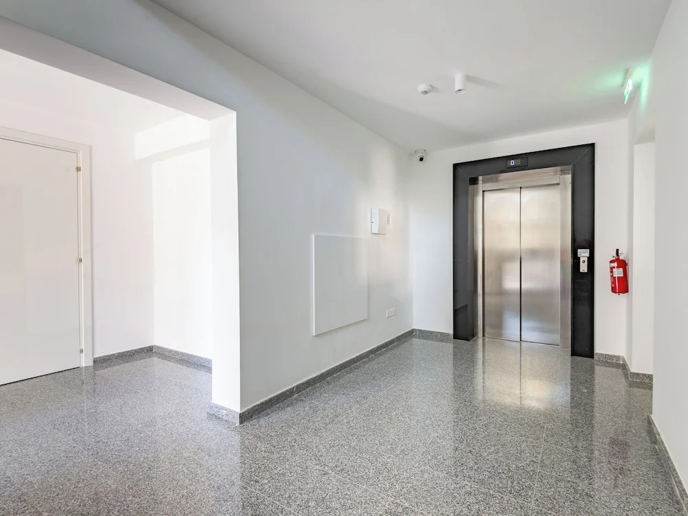 Лимассол: Sanders Evolution 2 - 2 Bedroom Apartment With Private Rooftop and Jacuzzi