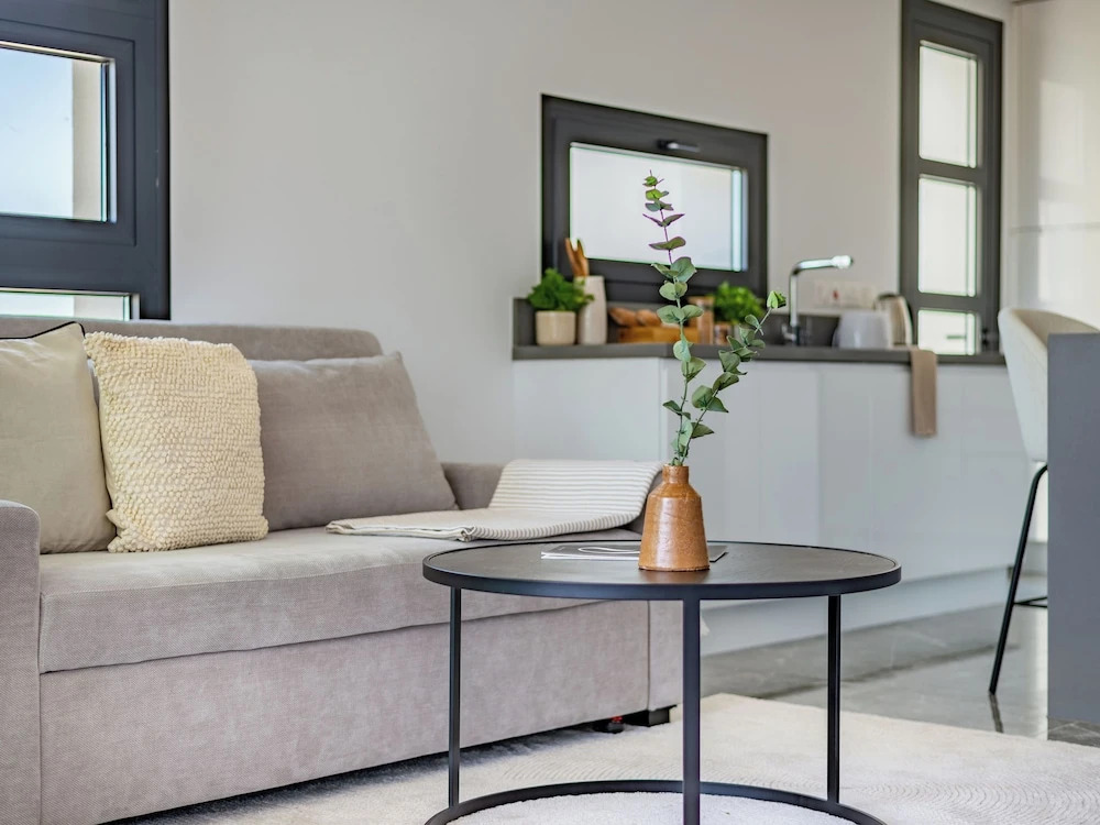 Лимассол: Sanders Evolution 2 - 2 Bedroom Apartment With Private Rooftop and Jacuzzi