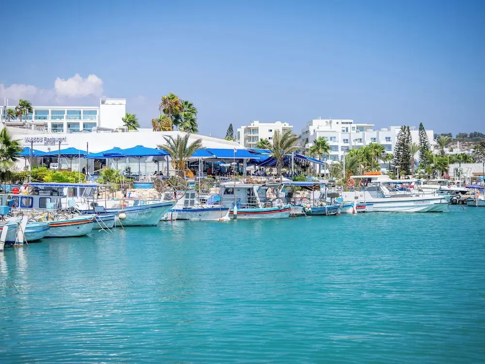 Айя-Напа: Sanders Florida - Sunny 1-bdr Apt With Shared Pool
