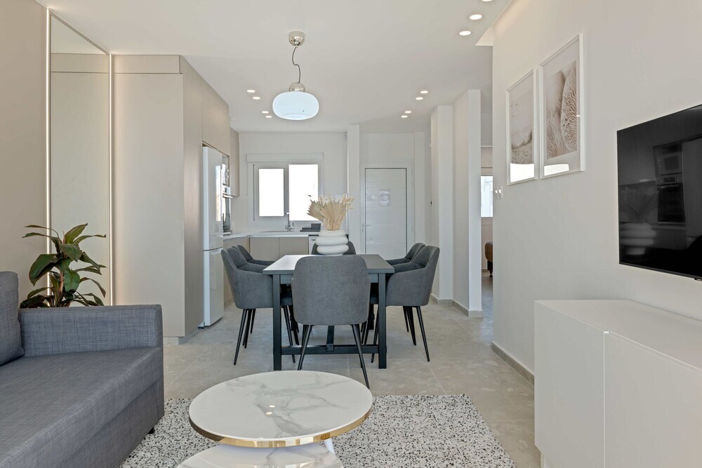 Пафос: Phaedrus Living: Seaview Luxury Flat Limnaria 150