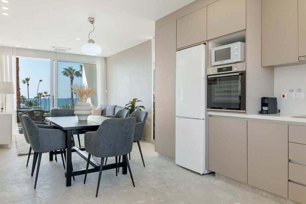 Пафос: Phaedrus Living: Seaview Luxury Flat Limnaria 150
