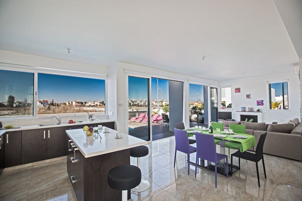 Паралимни: Protaras Pearl Villa Pe16