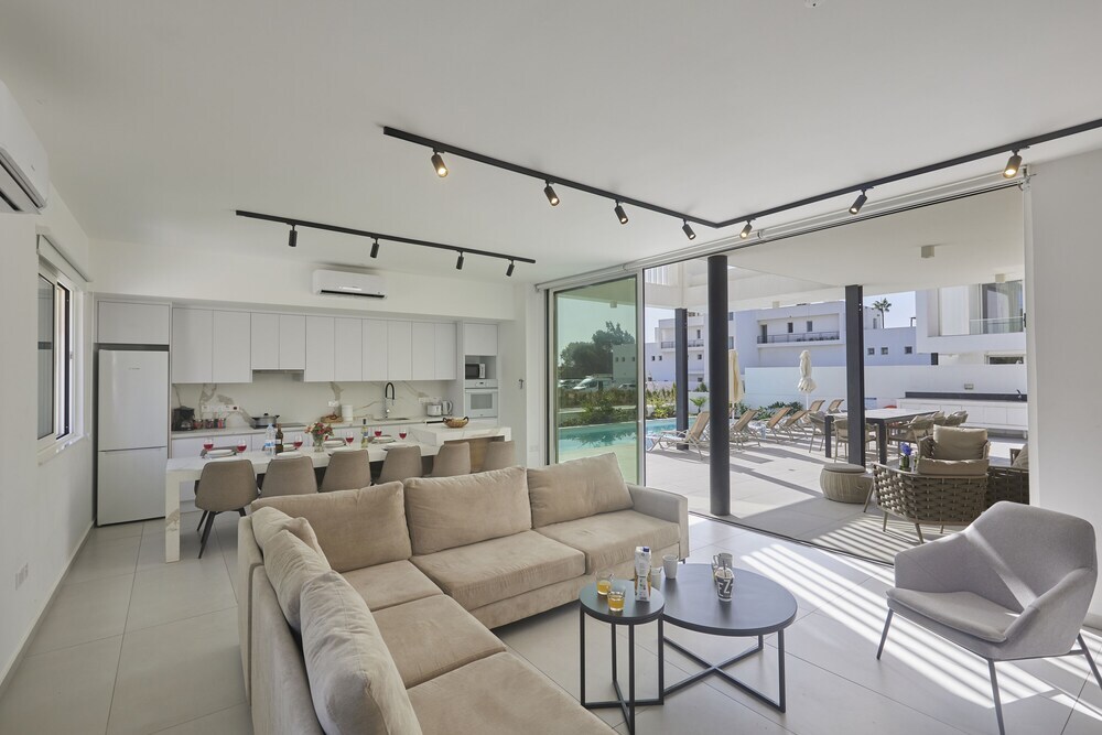 Айя-Напа: Ayia Napa Kube Villa Kb2