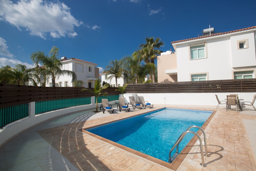 Протарас: Protaras Holiday Villa Me25