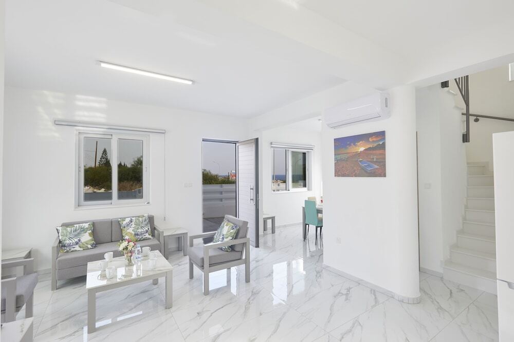Паралимни: Protaras Holiday Villa