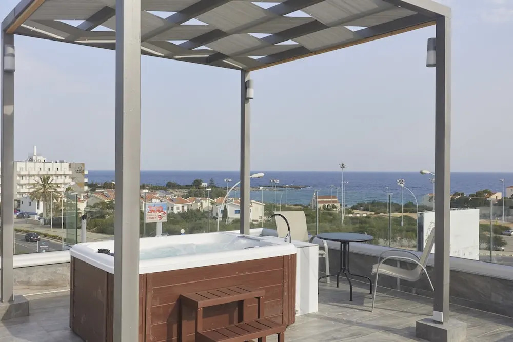 Паралимни: Protaras Holiday Villa
