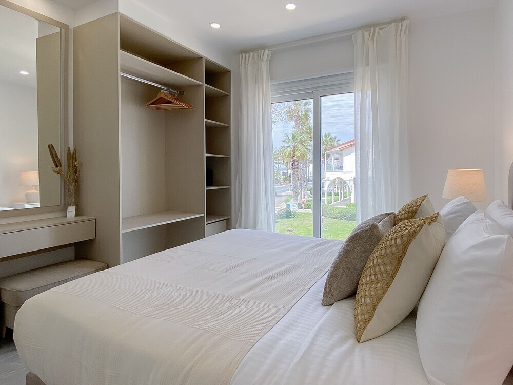 Пафос: Phaedrus Living Seaview Luxury Flat Limnaria 134