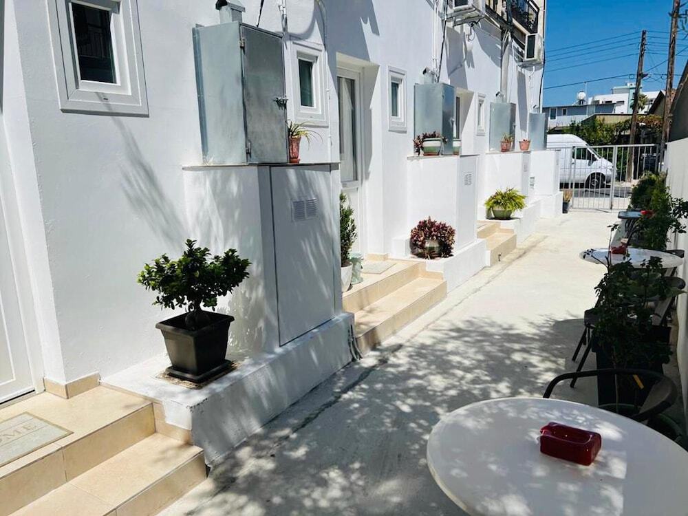 Ларнака: Impeccable Newly Renovated Studio in Larnaca