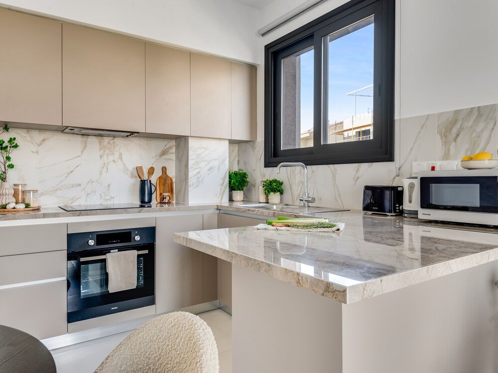 Лимассол: Sanders Triple - Nice 1-bdr Apt With Balcony