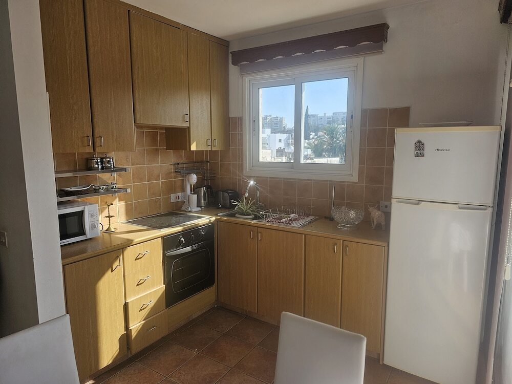 Агиа-Варвара: Stunning 1-bed Apartment in Aglantzia
