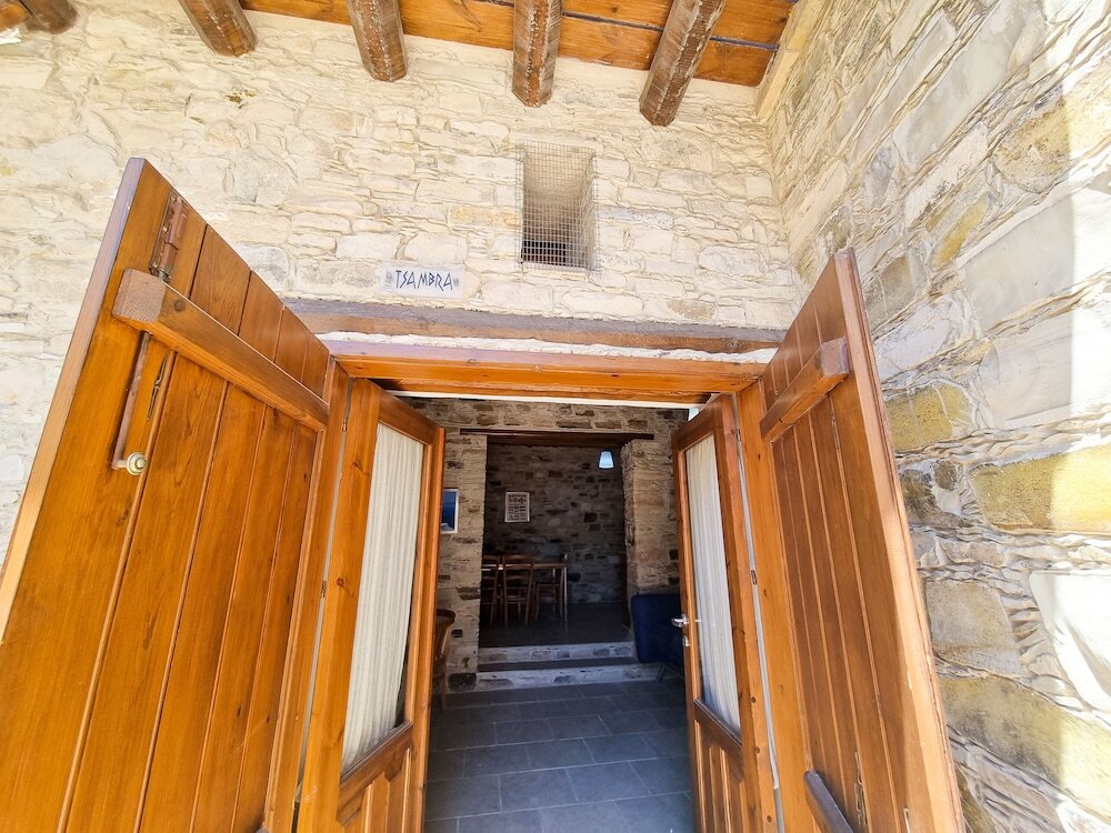 Traditional Village Pool Apartment — фото 2