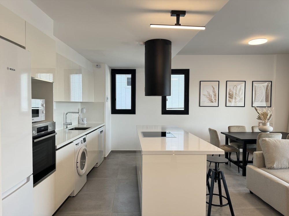 Агиа-Варвара: Phaedrus Living White Hills Suites City View