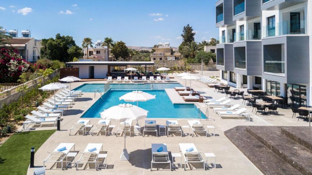 Ларнака: Апартаменты Two Bedroom Pool View (Oroklini Beach 300m)