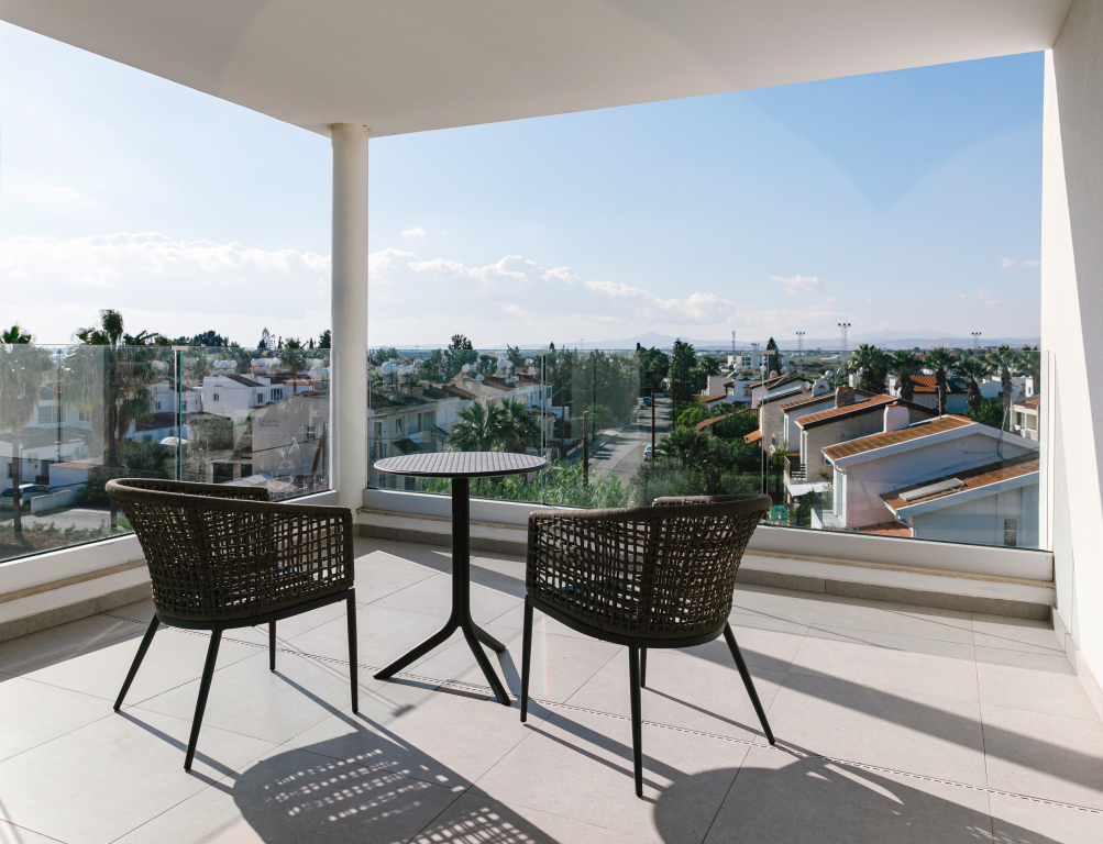 Апартаменты Two Bedroom Pool View (Oroklini Beach 300m) — фото 1