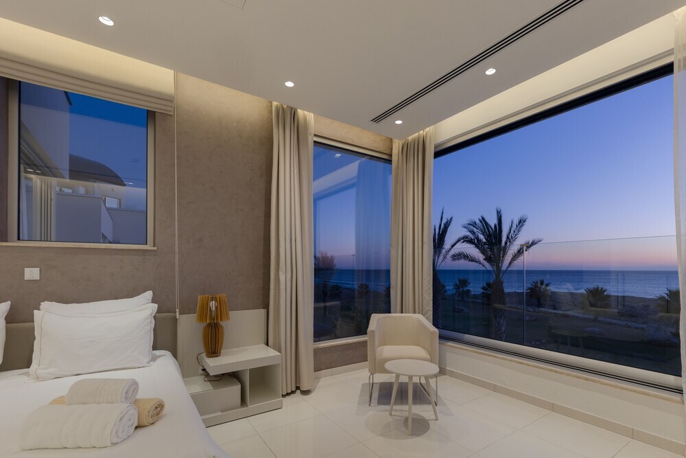 Айя-Напа: Vivo Mare Beachfront - Seaview Villas