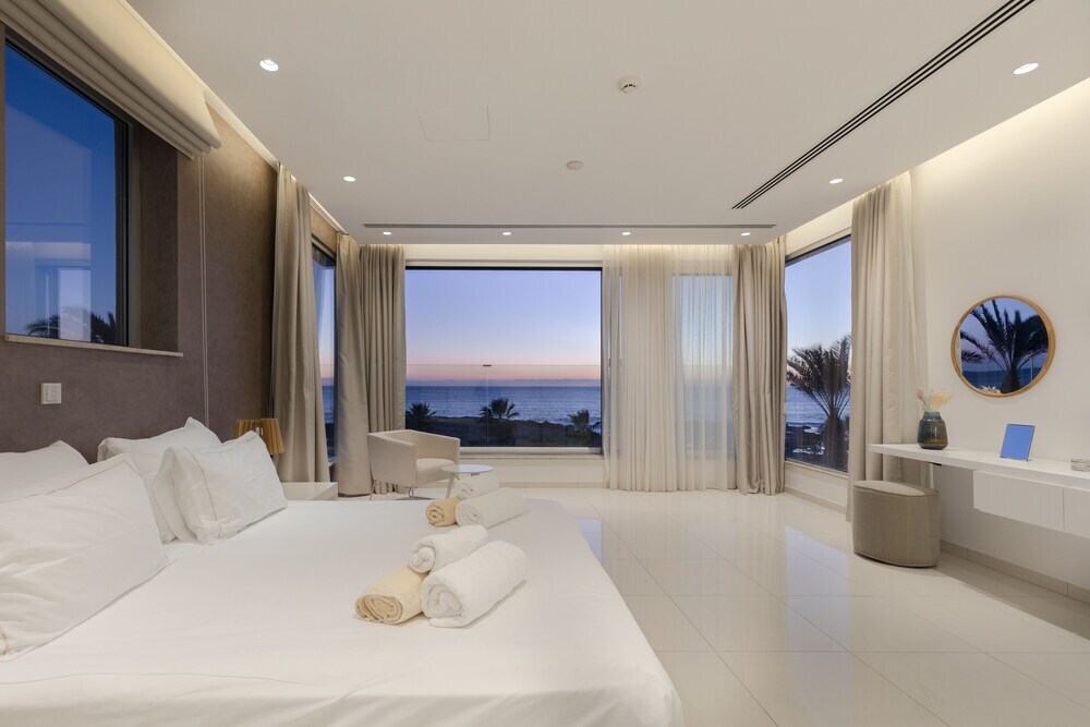 Vivo Mare Beachfront - Seaview Villas — фото 2
