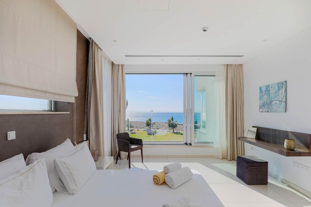 Айя-Напа: Vivo Mare Beachfront - Seaview Villas