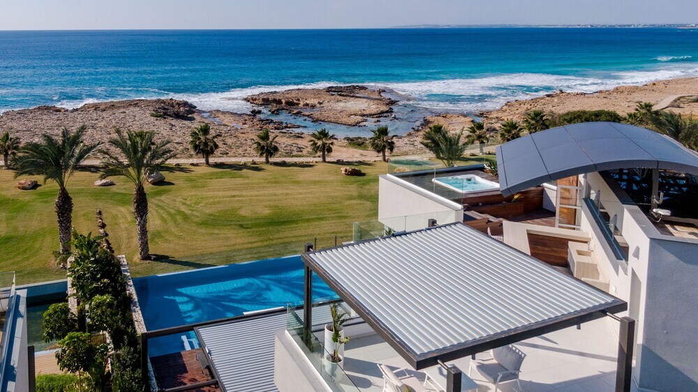Айя-Напа: Vivo Mare Beachfront - Seaview Villas