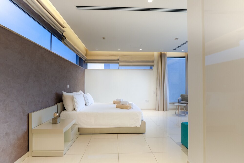 Айя-Напа: Vivo Mare Beachfront - Seaview Villas