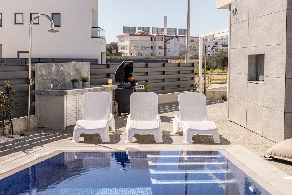 Паралимни: Protaras Hestia Seaside Villa B6